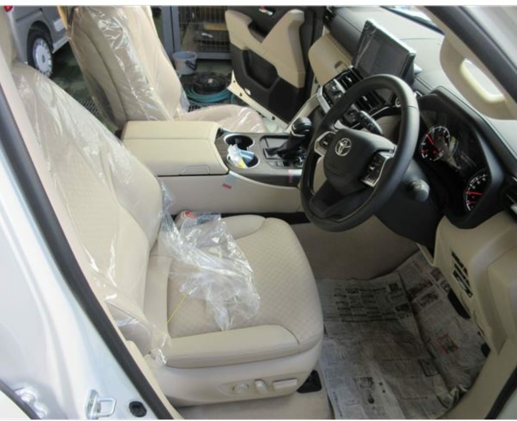 Land Cruiser
