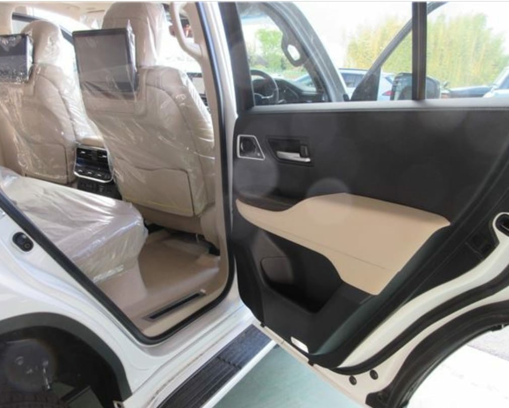 Land Cruiser