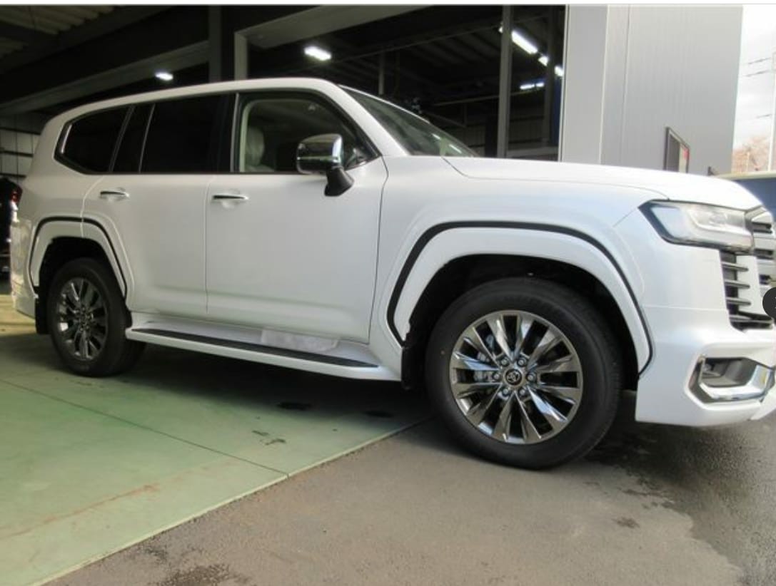 Land Cruiser