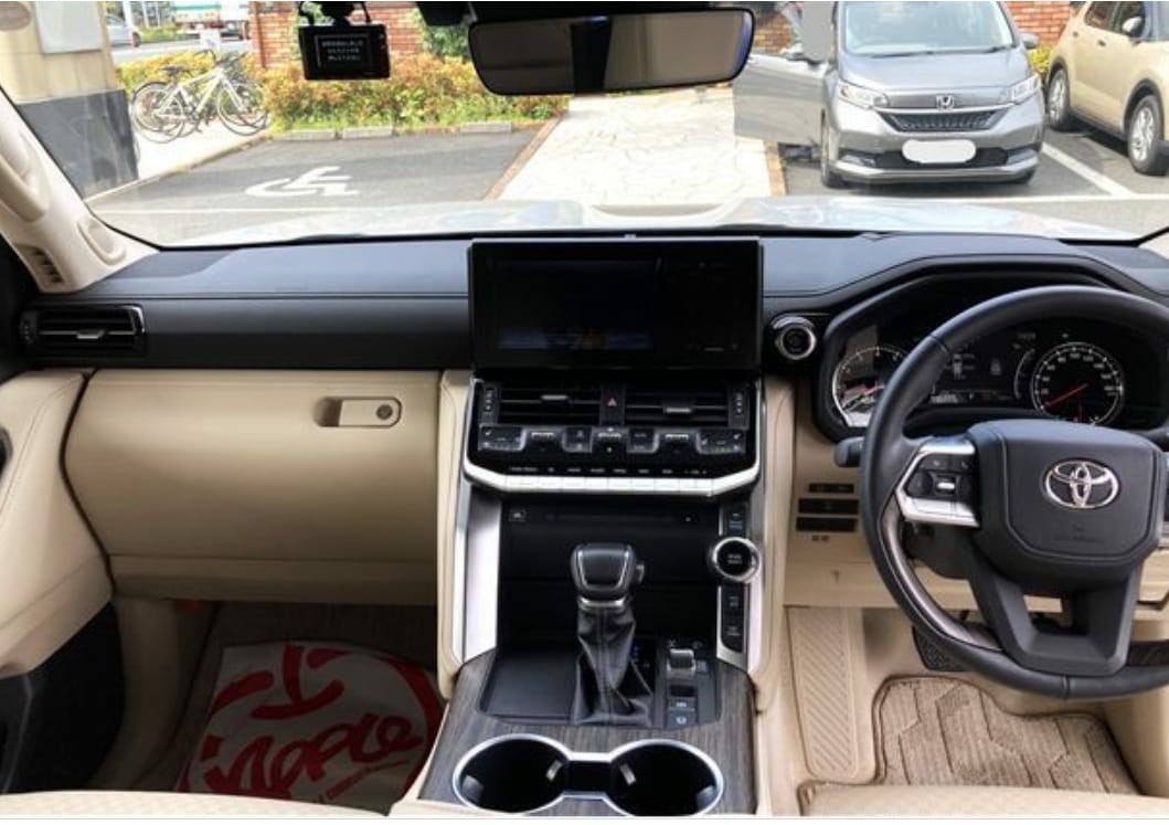 Land Cruiser