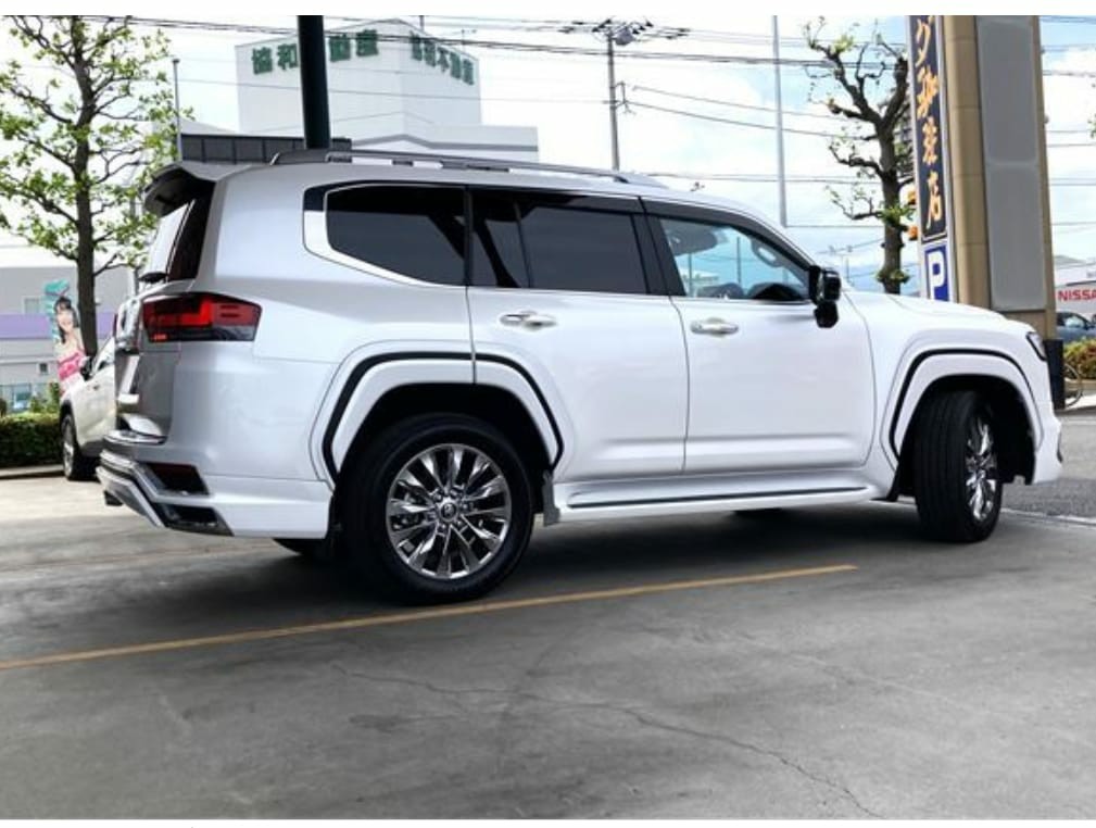 Land Cruiser