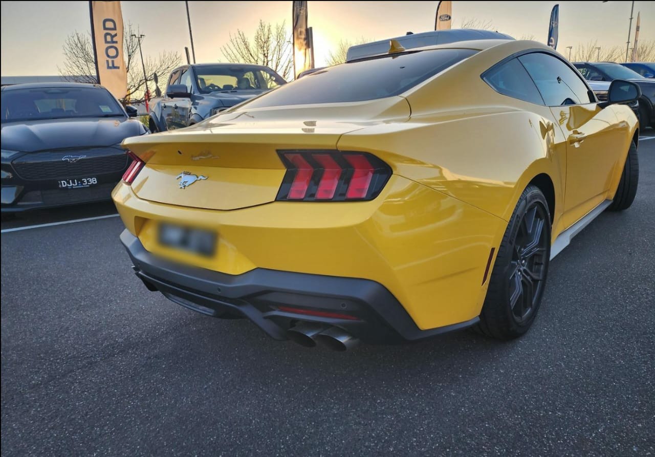 MUSTANG